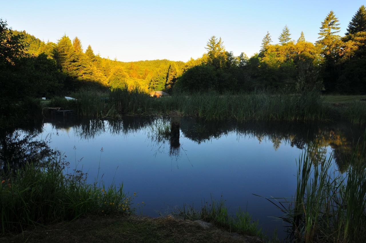 Lucky Mud Inn And Disc Golf Resort Skamokawa 외부 사진